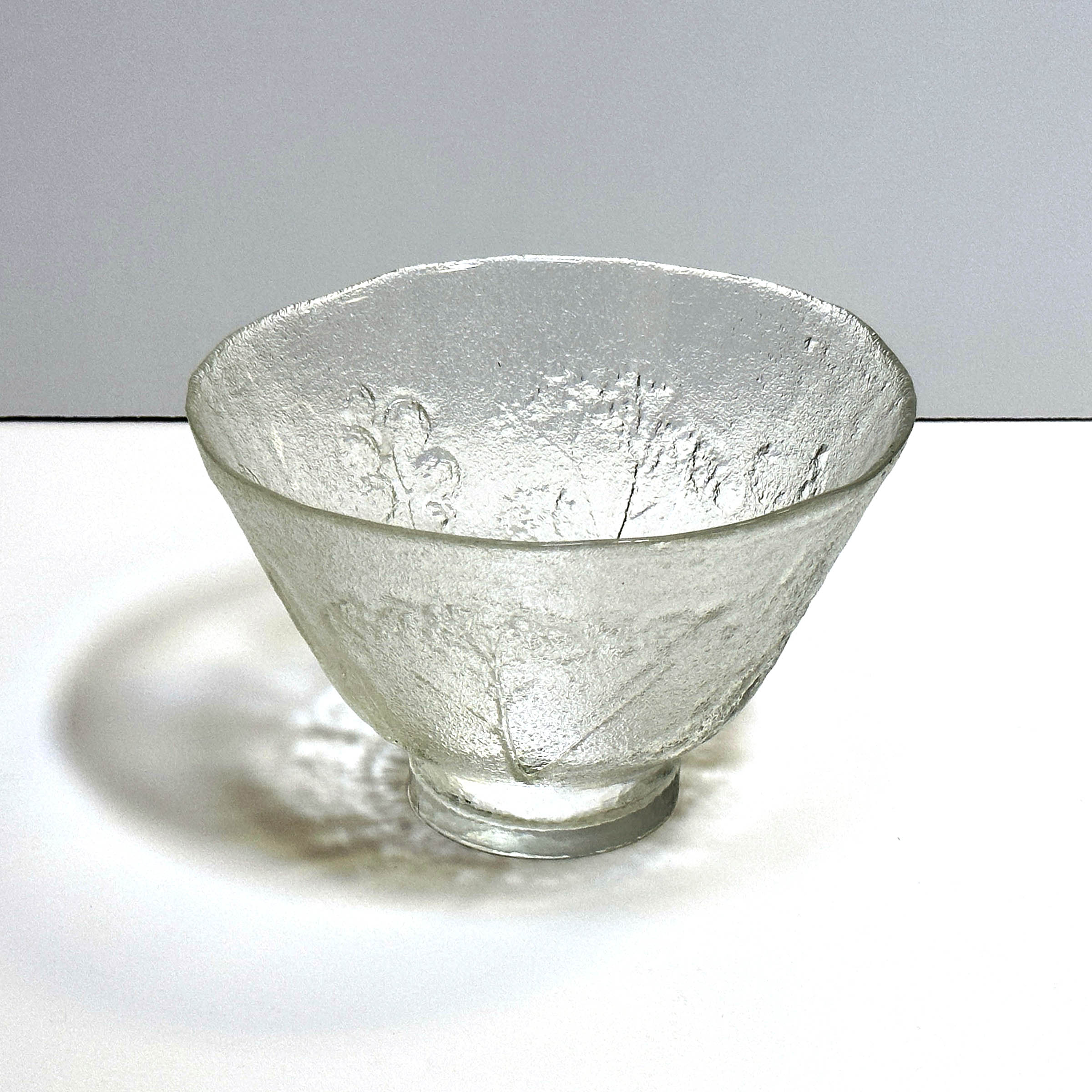 23-311DC-Scandinavian-Art-Glass-Bowl-3.jpg