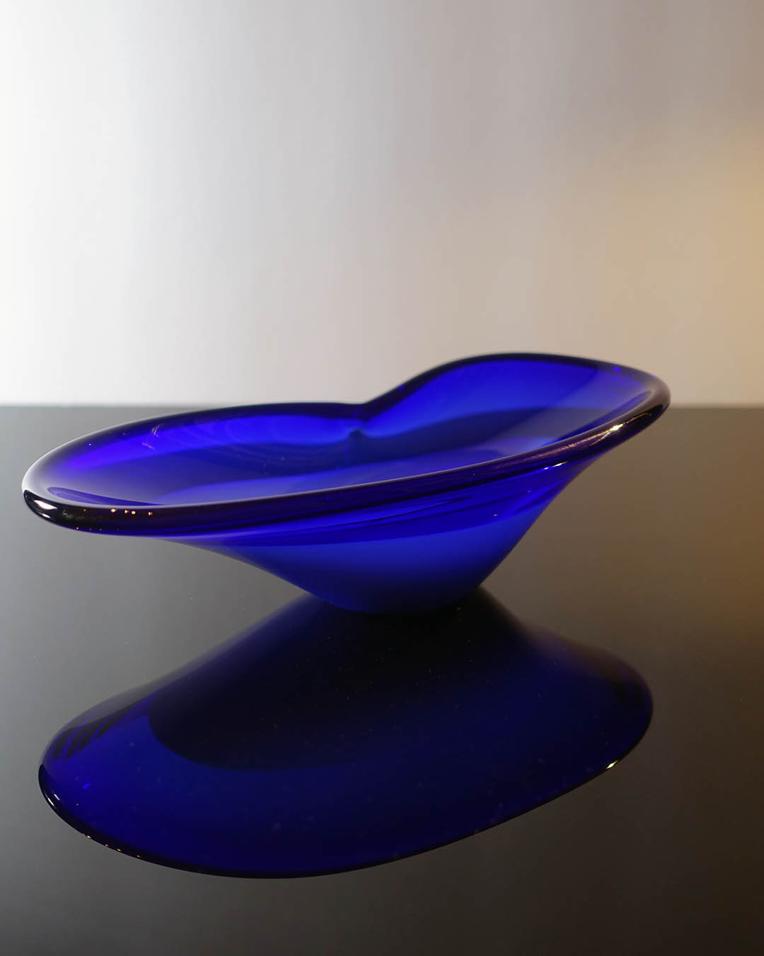 telsey-350 Cobalt Blue White Cased Glass Amorphous Organic Dish
